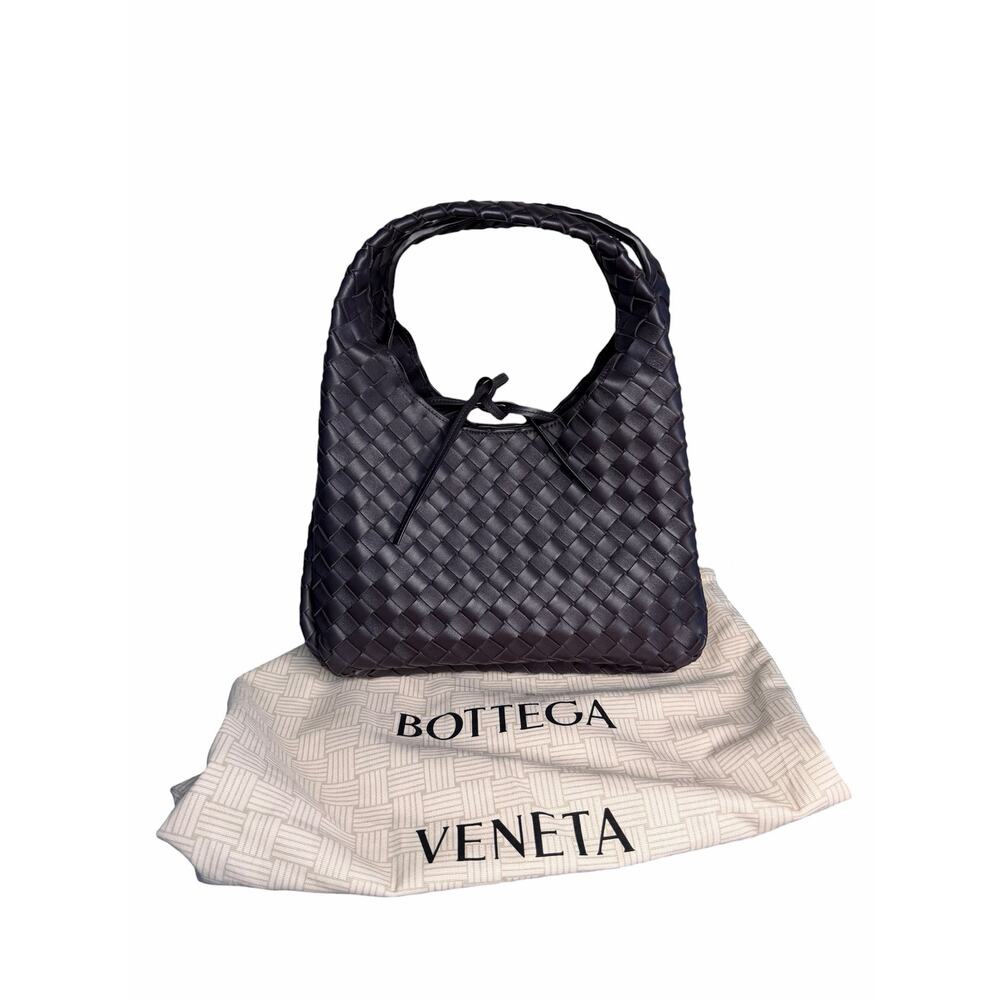 Bottega Veneta NWOT Medium Campana Intrecciato Leather Shoulder Bag in Fondant - Picture 2 of 15